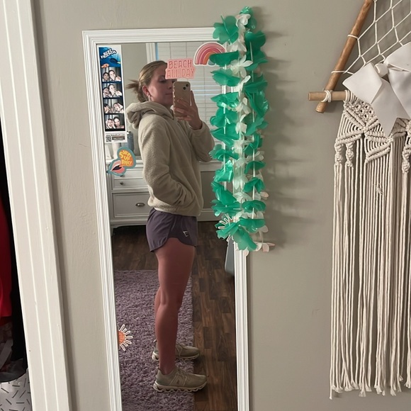 northface hoodie - Picture 3 of 4